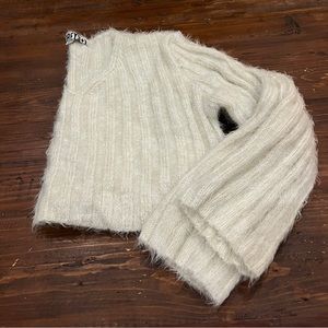Cropped cozy sweater